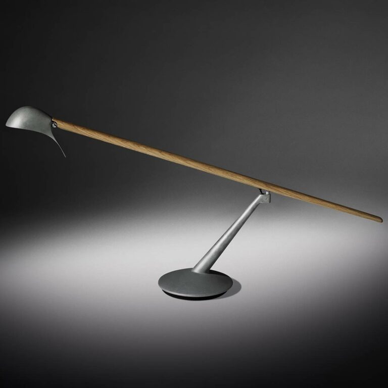 Nastavitelná LED stolní lampa Bluebird T ocel/dub