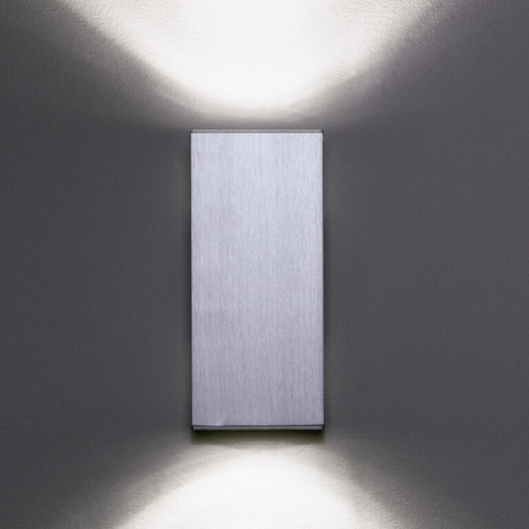 Milan Dau Double - nástěnné světlo hliník