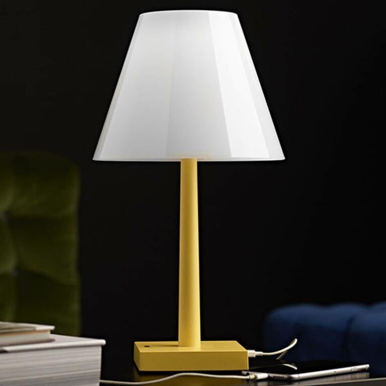 Rotaliana Dina+ T1 LED aku stolní lampa žlutá