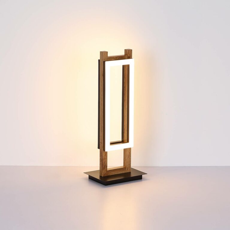 LED stolní lampa Illa v dřevěném designu