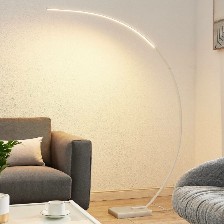 Lindby Kendra LED oblouková stojací lampa