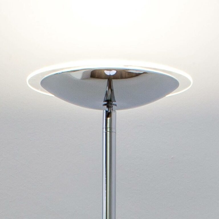 LED stojací lampa osvětlující strop Malea