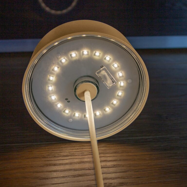 LED stolní lampa Cocktail